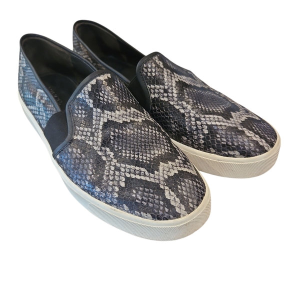 Vince Blair Snakeskin-Embossed Leather Sneakers SZ 8.5 Black Gray Slip On - Picture 1 of 9